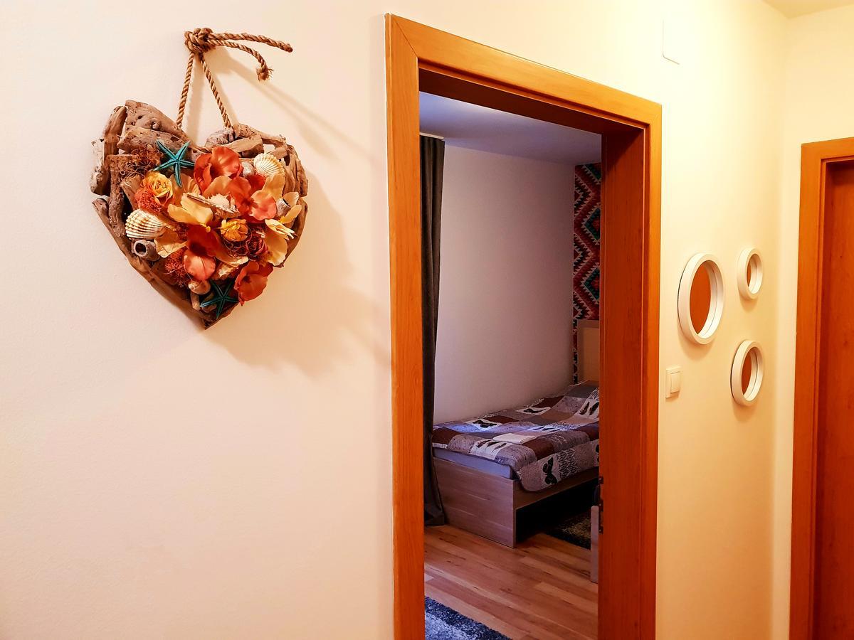 Vagabond Apartman Miskolc Bagian luar foto